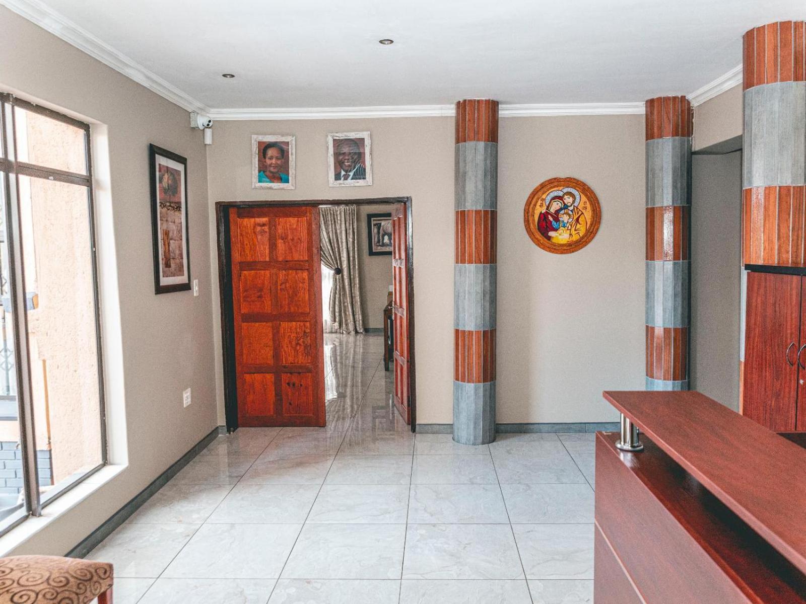 Khutso Boutique Hotel Хейзивью Экстерьер фото