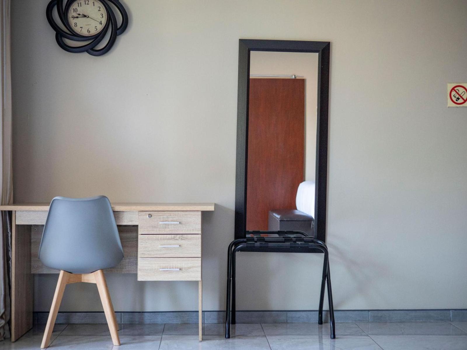 Khutso Boutique Hotel Хейзивью Номер фото