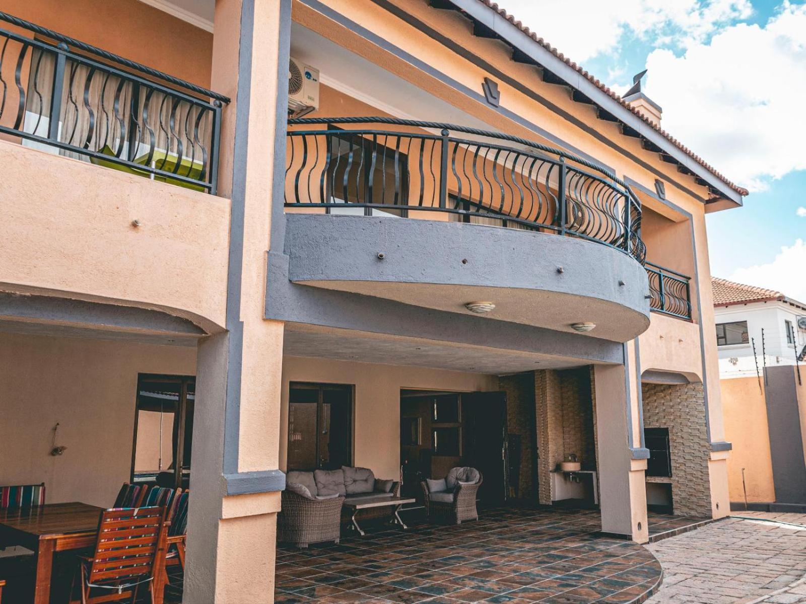 Khutso Boutique Hotel Хейзивью Экстерьер фото