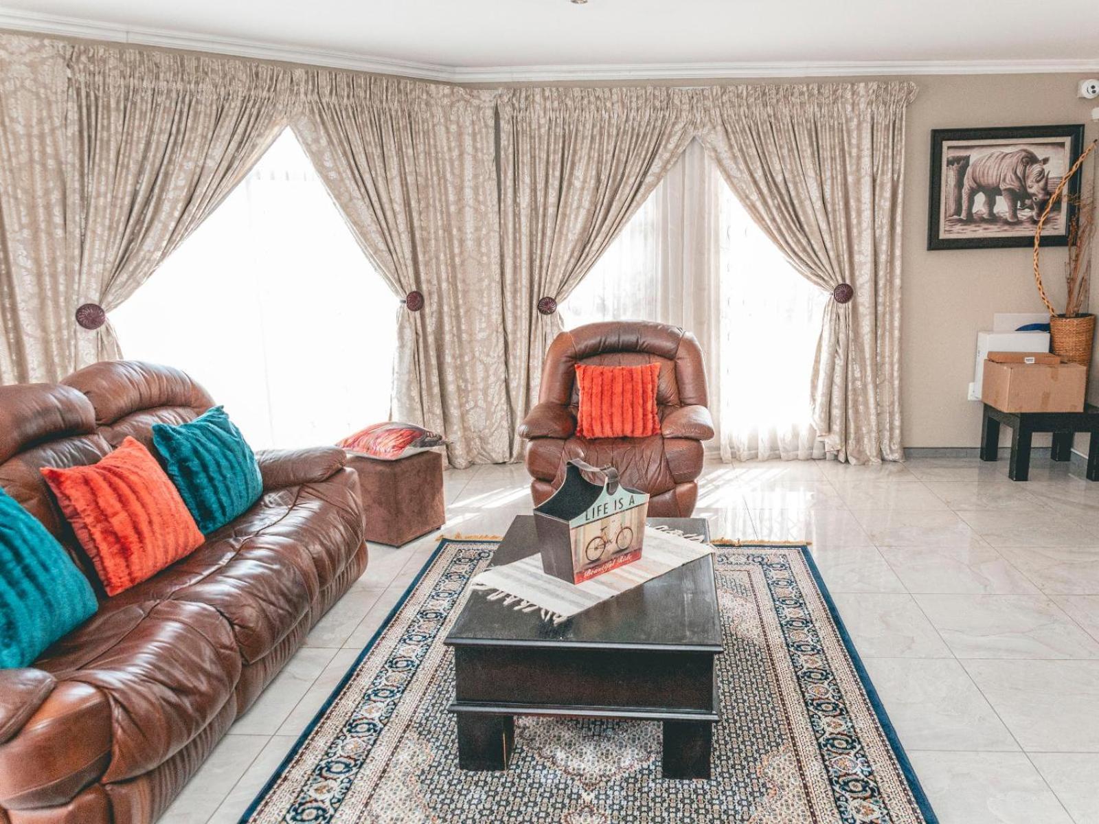 Khutso Boutique Hotel Хейзивью Экстерьер фото
